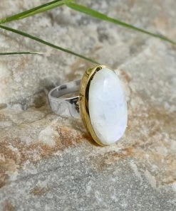 Budget β YS Gems Natural Rainbow Moonstone & Two-Tone Oval-Cut Ring π