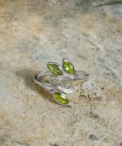 Outlet 🔥 YS Gems Peridot & Sterling Silver Leaf Bypass Ring ✨