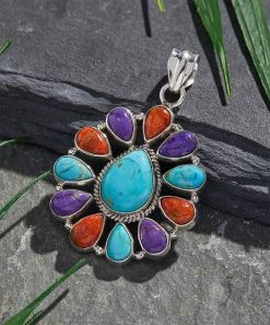 Brand new 𧨠YS Gems Mohave Turquoise & Sterling Silver Flower Pendant β